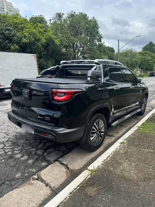 FIAT TORO 2.0 16V TURBO DIESEL RANCH 4WD AT9 FIAT TORO 2.0 16V TURBO DIESEL RANCH 4WD AT9